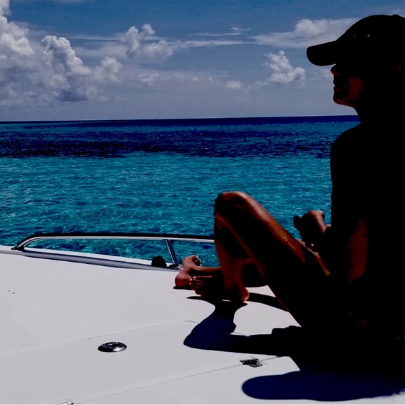 Meet your Posher, Sarah - Picture 1 of 1